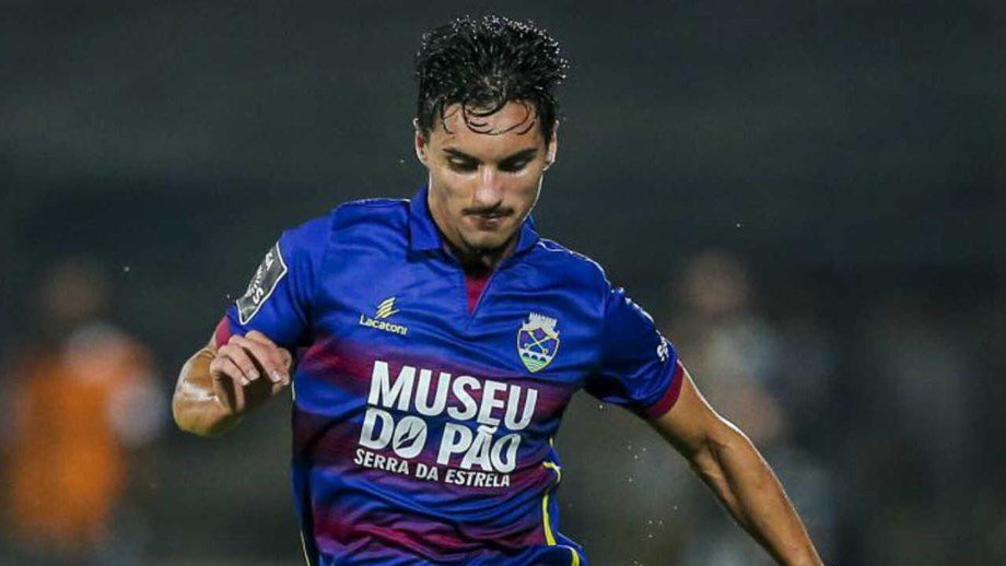 É uma pena enorme que o melhor jogador jovem da Liga NOS para o futebol mexicano ao jogar no Cruz Azul onde treina o Caixinha. Era uma das maiores promessas no futuro da Seleção Nacional, mas pode triunfar no México. Boa sorte Stephen Eustáquio! 🇵🇹🇲🇽
#StephenEustaquio