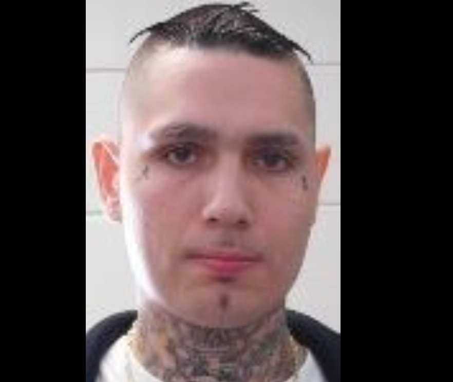 Man wanted in Canada-wide warrant arrested in Victoria
bit.ly/2Ch5S17