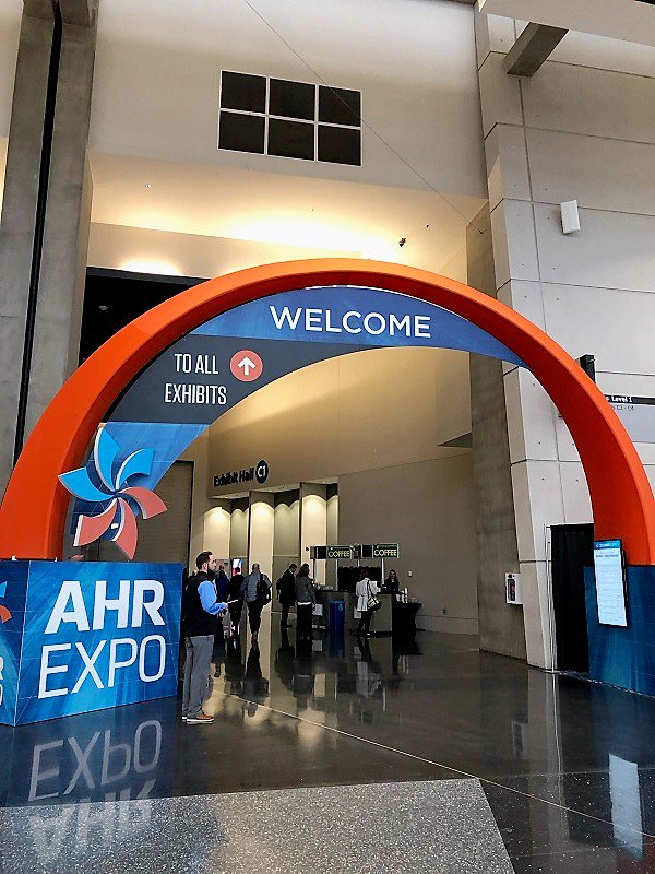 EdLloydCPA's tweet photo. Great day at #AHRexpo today! Looking forward to tomorrow. ~
#HVAC #AHRexpo2019 #HVACBusinessMastery #HVACPowerUp https://t.co/FUG2i1o0BP