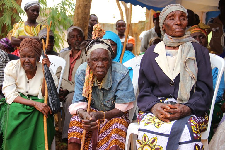 Kigina kia andu akuru riu kirimakinyagira na uhuthu.Mubango wiho canuka tuumenye.#canuka <a href="/WairimuWgichohu/">Wamaruki</a>  <a href="/fmcoro/">CORO FM</a> .