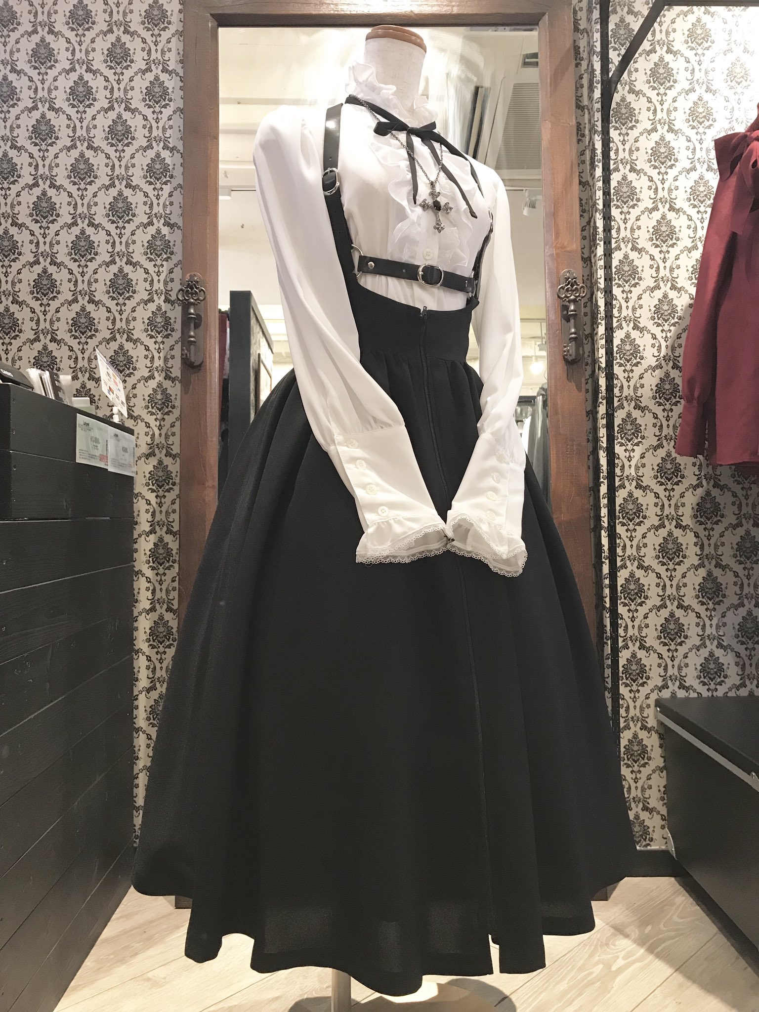 【国内在庫】 MIHO MATSUDA 原宿店 в X: „*:｡⚔️甘辛ゴシック トップス