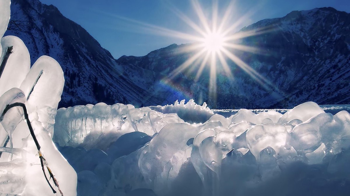 Such ice can only to melt the rays of the bright spring sun☀️💠💠✨ Good morning my friends💙💙☀️