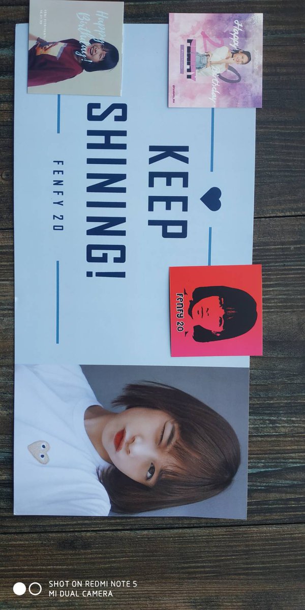 Fenidelity_INA's tweet photo. Dan untuk Pas Hari H STS, kami akan membagikan Handbanner kecil, dan 3 Stiker yg berbeda https://t.co/10c9vWDkkq