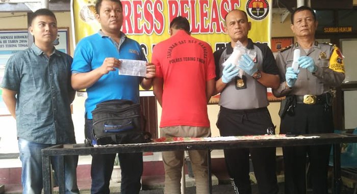 Nasib warga Aceh yang 'nyangkut' di Tebing Tinggi...
medansatu.com/berita/49147/l…