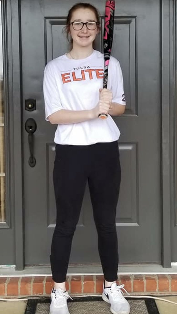 Tulsa Elite Ark player Sarah Davis (2023 1st/OF) is working really hard to be the best player she can be. It’s hard to find another kid that outworks this kid! Keep working Sarah it’s paying off kid!