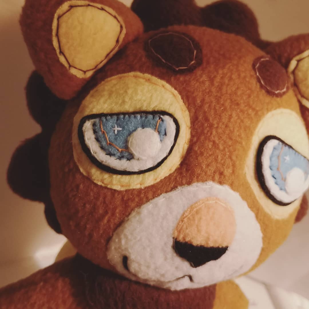 Silvermane11's tweet photo. Leo the Lion π¦
#commissionsopen #commissions #animals #handmade #quickphoto #lion #art #felt #polar #sowing #handsowed #furry #stuffedanimal https://t.co/GaEg0dM8um
