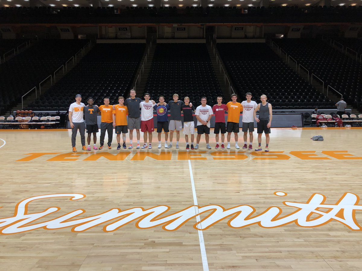 Razorback Basketball Managers (@uarkmanagers) on Twitter photo Final at Thompson-Boling Arena: Hog Managers fall 68-61. Thanks to the <a href="/Vol_MbbManagers/">Vols MBB Managers</a> for having us. <a href="/ManagerGames_/">Manager Games</a> Final at Thompson-Boling Arena: Hog Managers fall 68-61. Thanks to the <a href="/Vol_MbbManagers/">Vols MBB Managers</a> for having us. <a href="/ManagerGames_/">Manager Games</a>