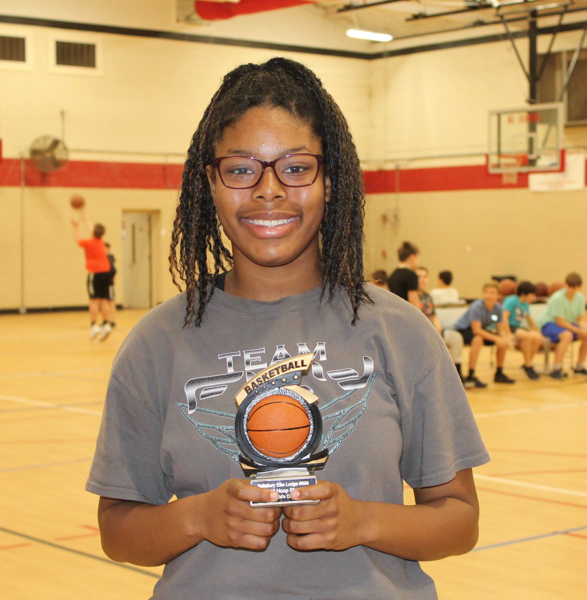 CONGRATULATIONS DASIA!
2019 Salisbury Elks #699 Hoop Shoot annual free throw contest winner! Dasia sank 20 of 25 free throws and will advance to participate in the Girls 12-13 district contest on Saturday, January 26 in Winston Salem.