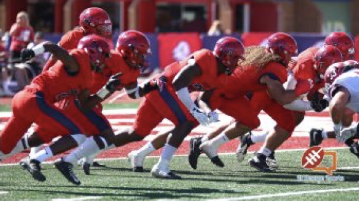 rex_aupiu's tweet photo. AFTER AN WONDERFUL HOME VISIT, I AM MORE THAN BLESSED TO ANNOUNCE THAT I HAVE RECEIVED MY FIRST OFFER FROM DIXIE ST UNIVERSITY #Trailblazer 🔵🔴 https://t.co/PIn08yL8gQ
