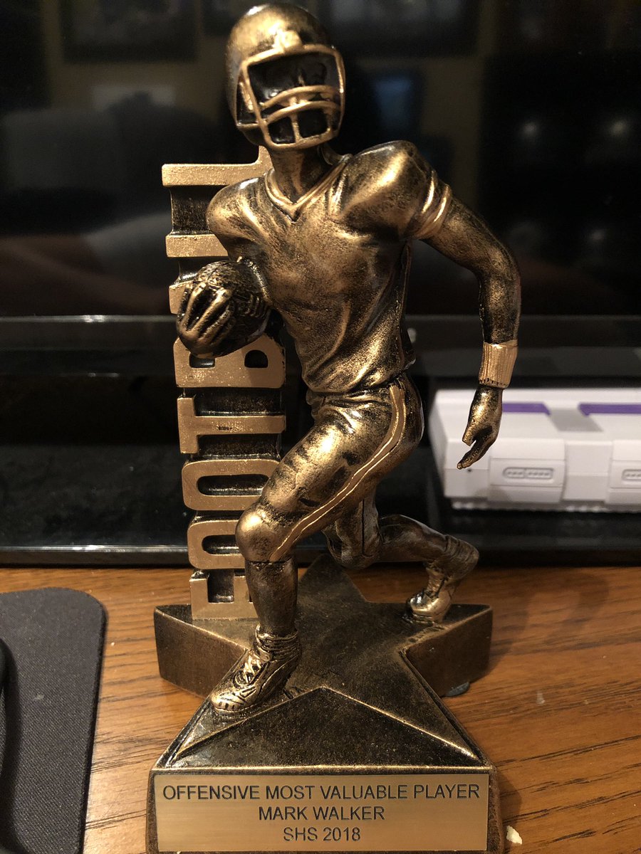YaBoiNumba10's tweet photo. Had a GREAT 4 years playing at Shoemaker๐๐, Time to move on to the next chapter.#foreverShoe https://t.co/8Y9UW8ohy5