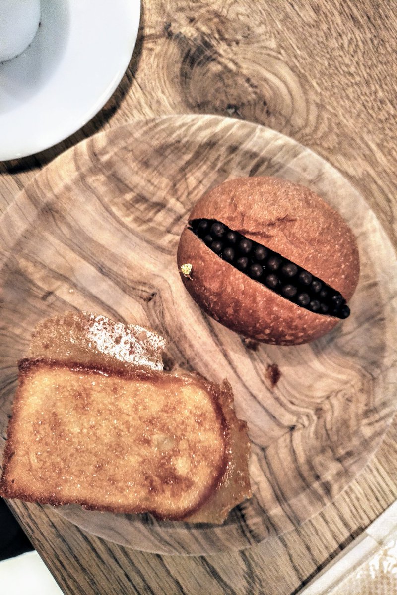 fornocultura's tweet photo. An alternative bake shop #japanese #sourdough #pastry #coffee Project #ultrakitchen by Shigeto Sugituba #365jours Tomigaya Shibuya-ku #fornocultura #feildtrip #tokyo #japan https://t.co/0EqCEAEdZI