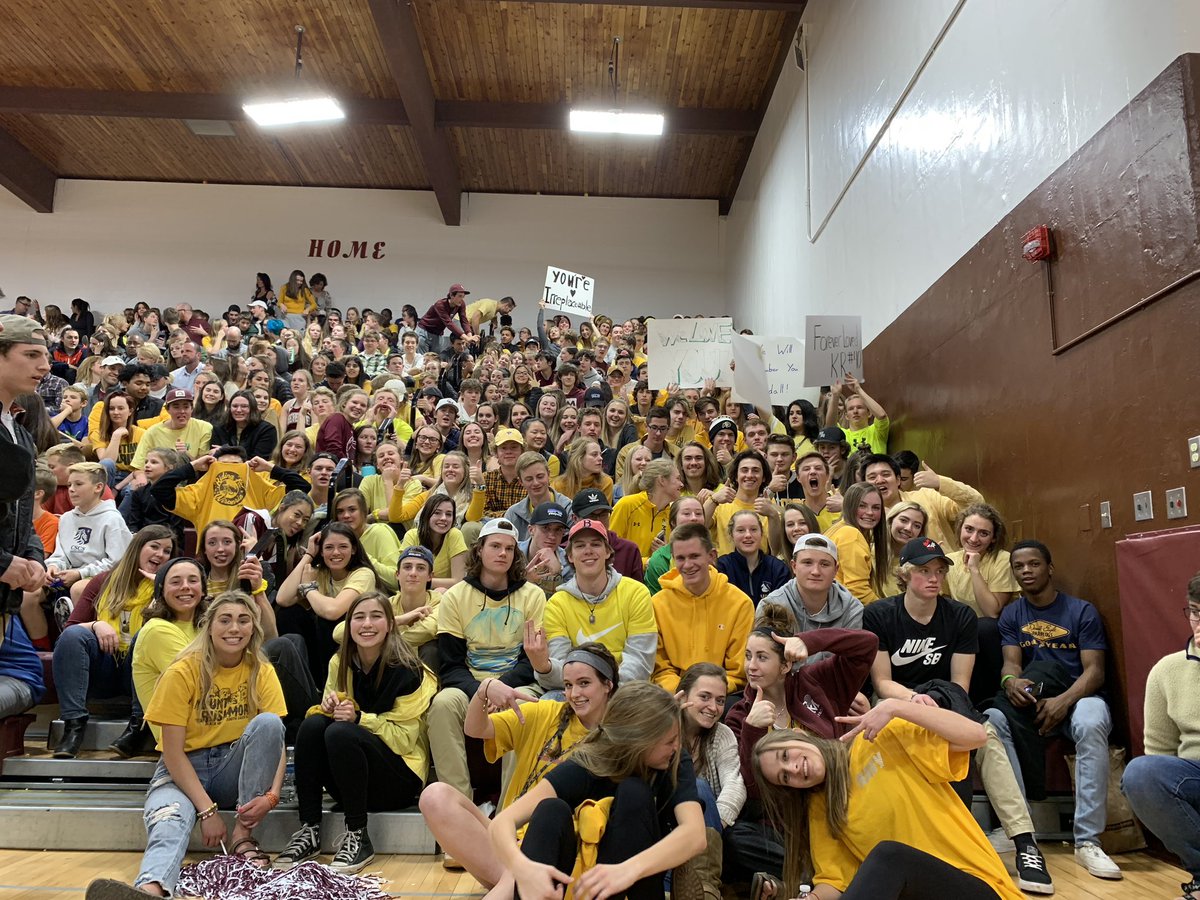 MaroonMobbin's tweet photo. Absolutely unforgettable game. Unreal student section made it all happen💛 keep on mobbin Cheyenne https://t.co/7SoluvuHOd