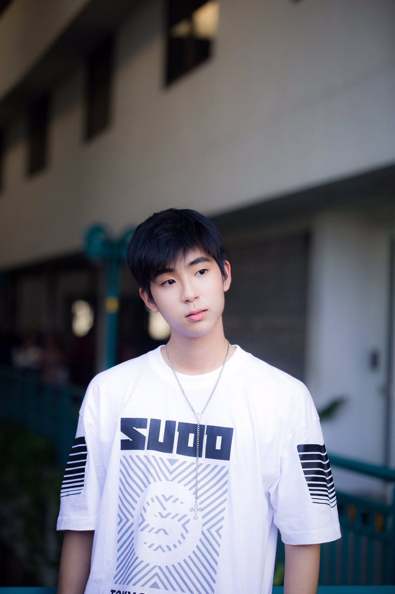 r_photographic's tweet photo. น้องดีเหลือเกิน 😍 @Graphic__r 
#Graphic__r https://t.co/BJJumTkNMB