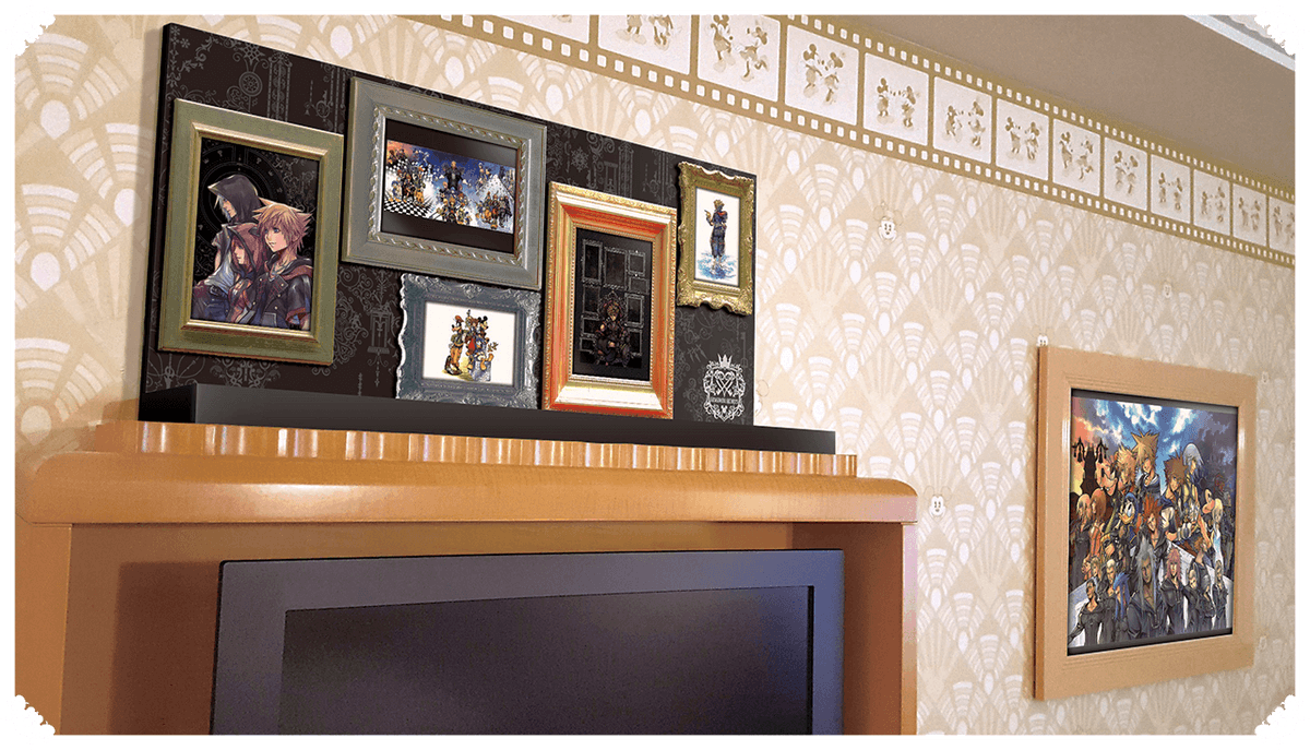 Nova_Crystallis's tweet photo. Tokyo Disneyland will let you book a special Kingdom Hearts-themed suite. Includes KH-themed decor, a 'Kingdom Key' room key, and a special room service menu. It's available from March 26 to June 13: https://t.co/fkKgcMFnw7 (Thanks @aibo_ac7) https://t.co/kH3P6O7z6B