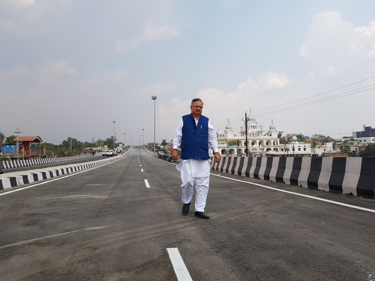 कदम फिर बढ़ाए चलो एक नई राह बनानी है, 
तुम रुको नहीं, तुम थको नहीं जीवन संघर्ष की कहानी है।