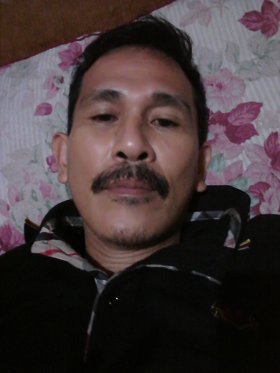 UmarDaus1's tweet photo. Selamat siang, met aktivitas sukses selalu untukmu 
  I love you all https://t.co/z77PPtsTH6