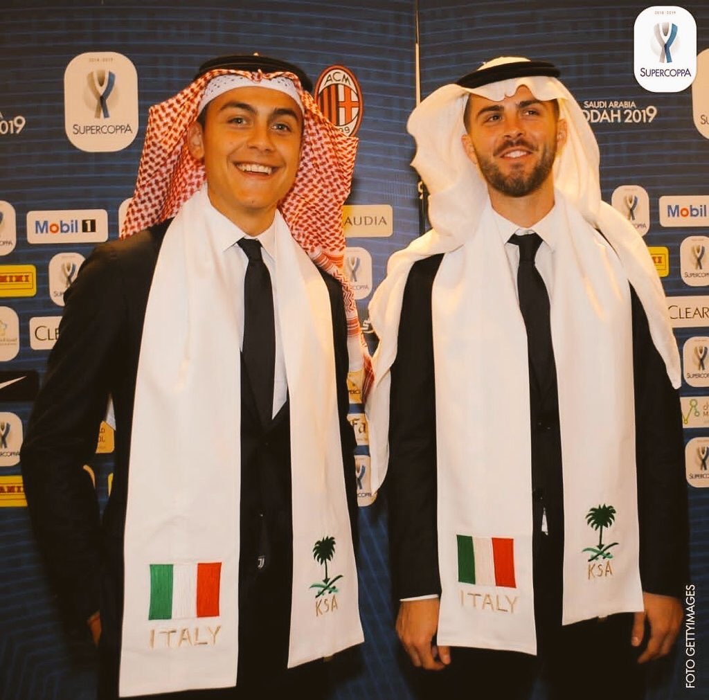 ddigao1's tweet photo. @PauDybala_JR @Cristiano @bonucci_leo19 @chiellini Welcome to Saudia 🇸🇦😻♥️. https://t.co/OSni3RLk9m