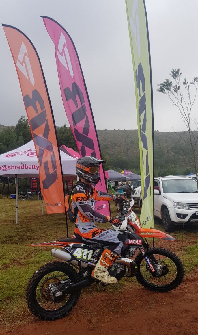XhaleXtreme's tweet photo. Pleased to welcome #BruceTopham back for another year with us as a brand athlete. Looking forward to an epic season from you Bruce βπ»βπ»βπ» #xhalextreme #fxrmoto #dirtbike #enduro #techriding #ktm #hardenduro
FXR Moto gear available in South Africa at https://t.co/LP9WsxN7ic https://t.co/w9X0QcBrpo