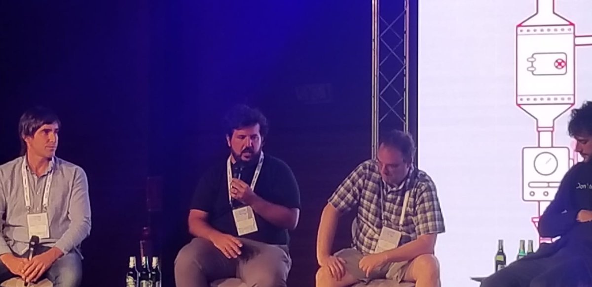 mbeaudroit's tweet photo. Hoy en las #cryptobeers del @PuntaTech hablando de #bitcoin #blockchain con @miguelsantosw @GabrielKurman @anarancio @franamati @bitexla https://t.co/ooowTPwpRo