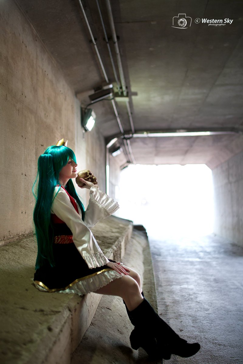 western_sky__'s tweet photo. @linlin_cosplay https://t.co/zRQGoVqCKB