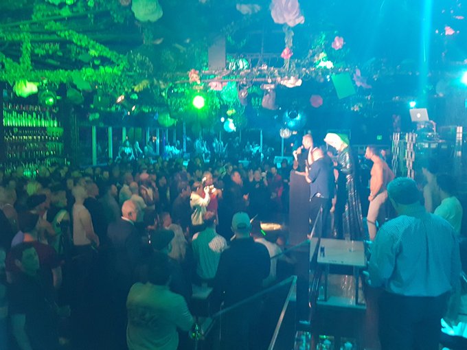 JuicyAds checking out the Cybersocket Awards at XBIZ Los Angeles https://t.co/qUNnnQWZfJ<a href="/tag/keepitjuicy"class="tags"><span>#keepitjuicy</span></a>