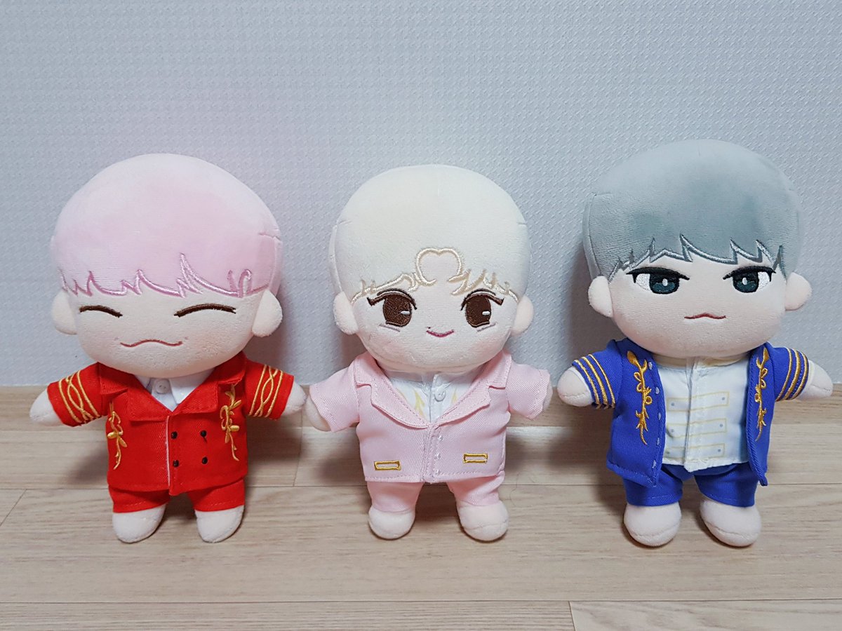Zero_chani's tweet photo. 쿻스,챈다와 함께 인형정모 했어융♡~♡
부석순 엣지콘즈 밍귤이까지😘😘

#세븐틴인형계 #부석순 https://t.co/6AOzUniLGU