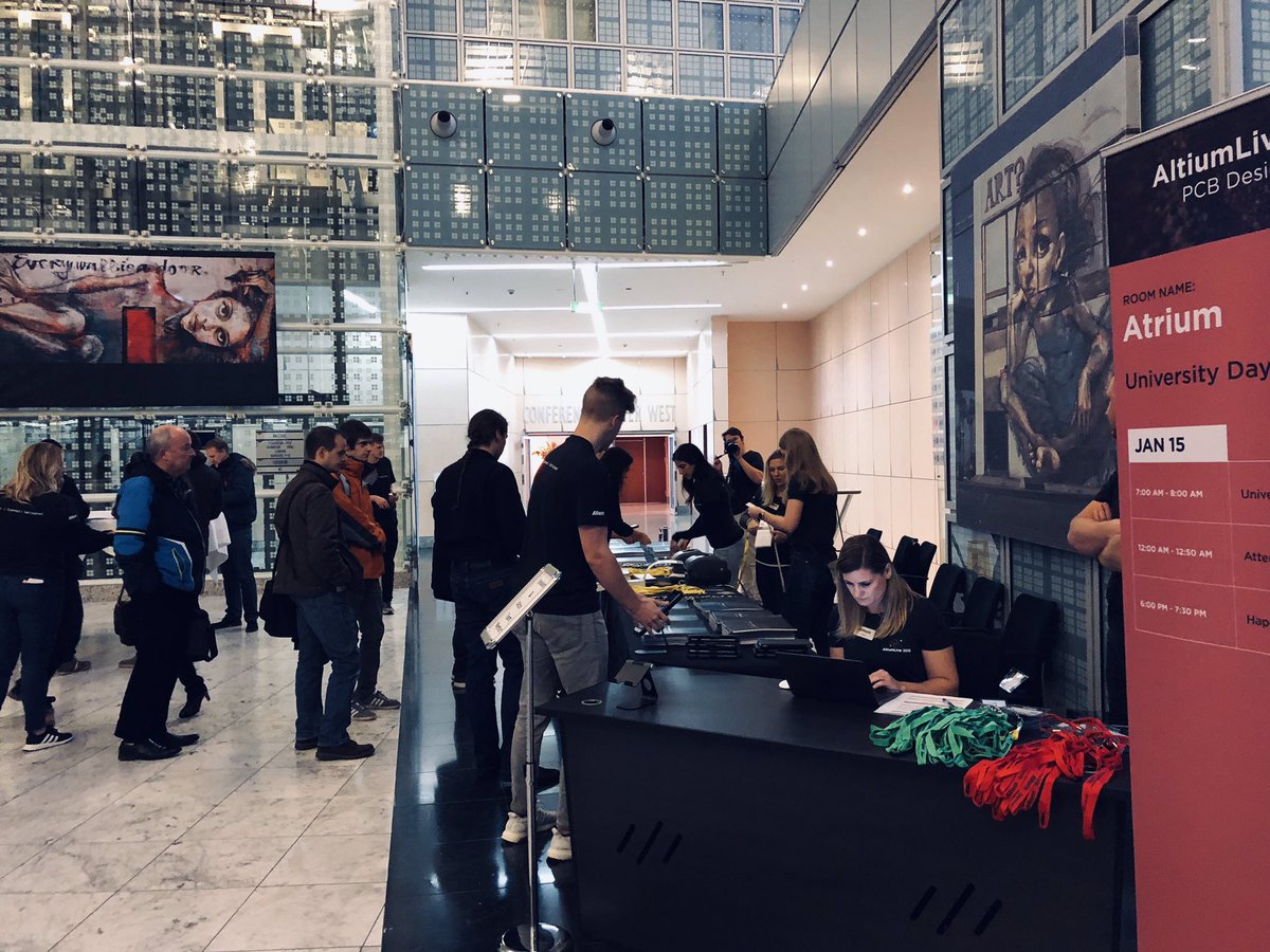 altium's tweet image. Welcome to AltiumLive Munich🇩🇪 ✈️today participants are kicking it off early at #HighSpeedDesign Day and University Day 👍📸 #AltiumLive2019