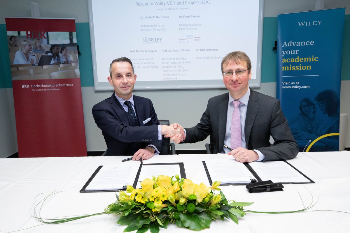 Projekt DEAL is happy to announce the first major #DEAL with <a href="/WileyGlobal/">Wiley</a>! Press release: bit.ly/2Hb2x9h 
Photos and film material will be posted on projekt-deal.de shortly!
