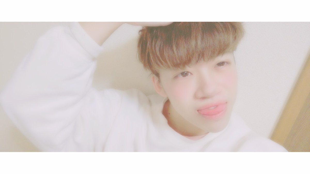 y1998043's tweet photo. 🎈🌈髪色変えたよぉぉ💓💓
︰
ハイトーン色に変えたよ。
あと3ヶ月で21歳だなぁぁぁ~
※関係ないけど（笑） https://t.co/U8nPlhSj7k
