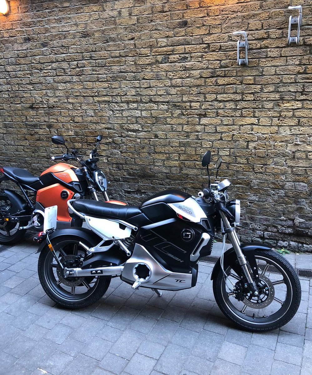 EngElecMotCo's tweet image. Arriving soon, the new TCMax😀 @supersocouk @BikeShedMC #QuickStop #London #favourite #photograph #SuperSocoBike #ElectricMotorcycle #electricbike #TCMax #ElectricVehicles #GiveItAGo #CleanEnergyFuture