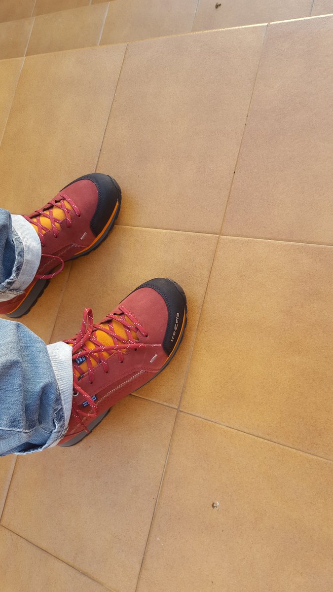 kikesao's tweet photo. Hoy paseito con mis nuevas #trezeta 😍😍😍 https://t.co/qTkTgFrs30