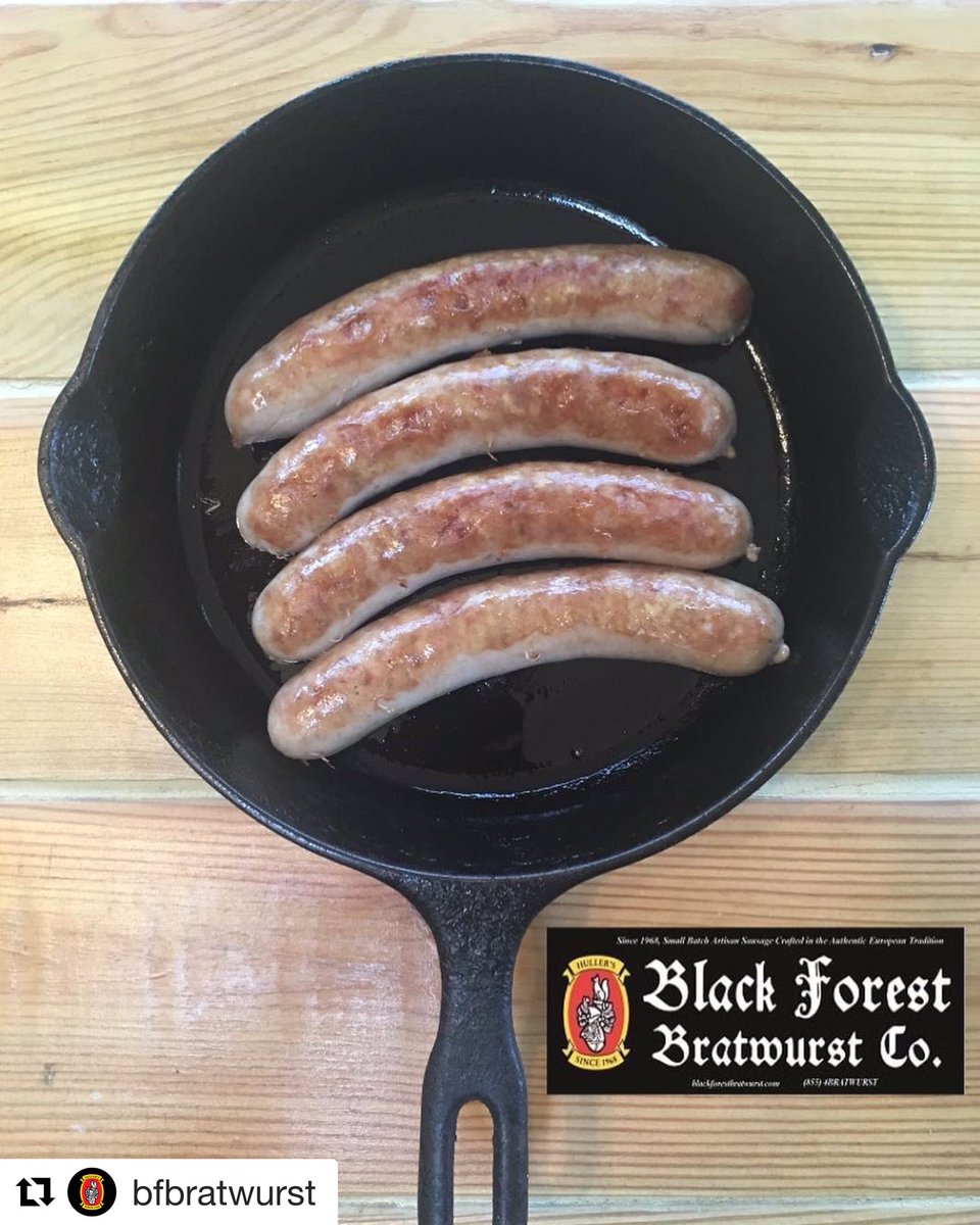 BFBratwurst's tweet photo. #Repost @bfbratwurst with @get_repost
・・・
Our #Bratwurst is fully cooked.... Just #HeatAndEat for #Breakfast #Lunch or #Dinner #BlackForestBratwurst #BestWurst #Homemade  #GermanSausage #NJMade “LINK” in bio 😀 https://t.co/13kDCmoCsV