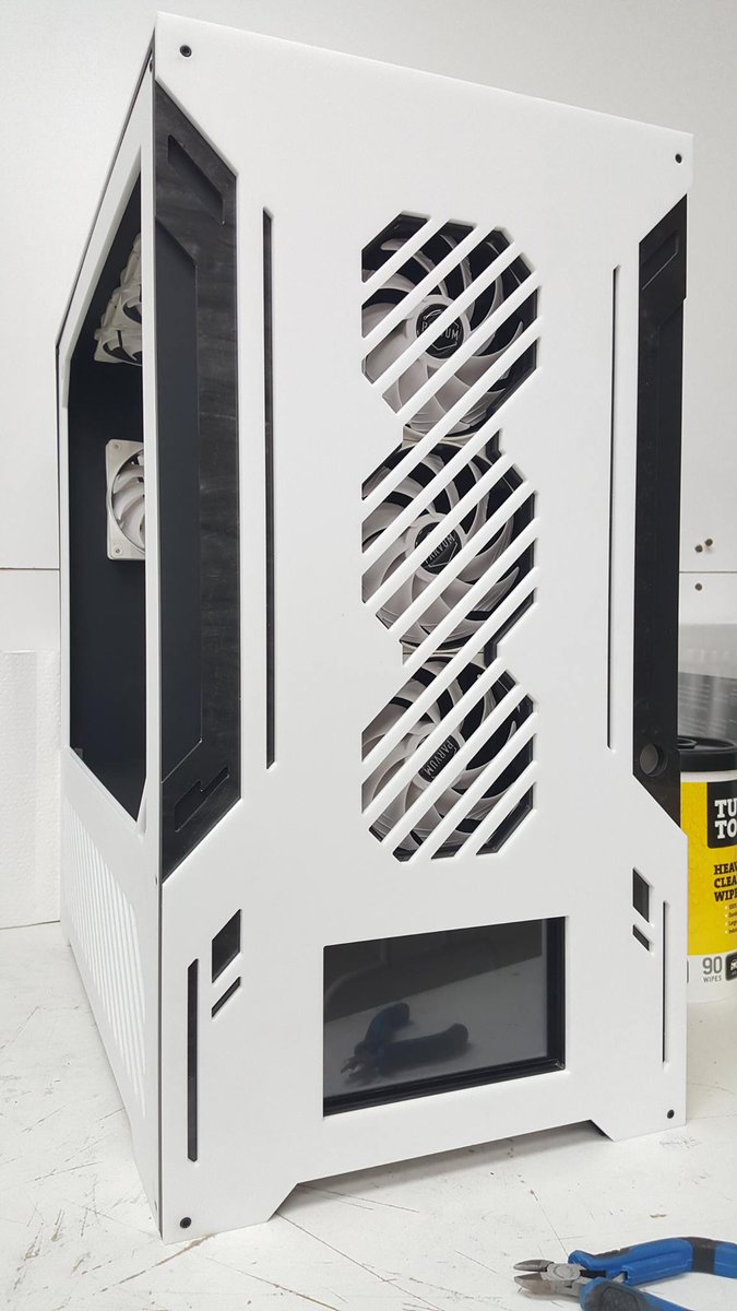 ATX L1.0 with screen mod &amp; marble black acrylic.