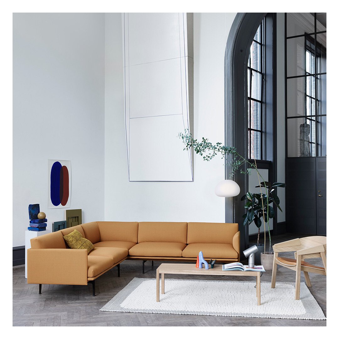 mobler_es's tweet image. Modernamente atemporal
#outlinesofa #muuto #newperspectives #scandinaviandesign