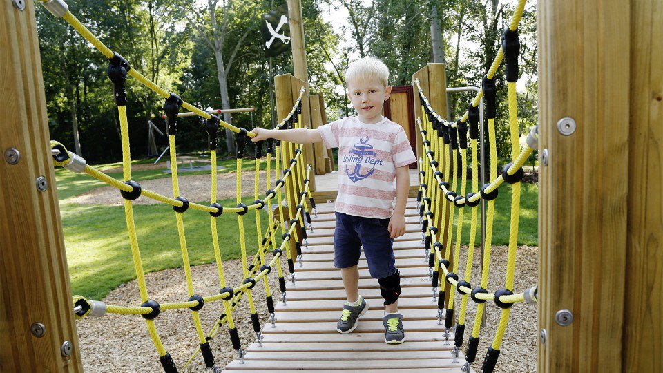 ottobockuk's tweet photo. Based on the WalkOn Reaction Plus, the WOR Junior features highly dynamic properties. The ankle foot orthosis (AFO) uses ground reaction forces to significantly improve the child’s gait pattern #orthotics #ottobockuk https://t.co/8FI6MDWTwC https://t.co/aQfrKsC3Ov