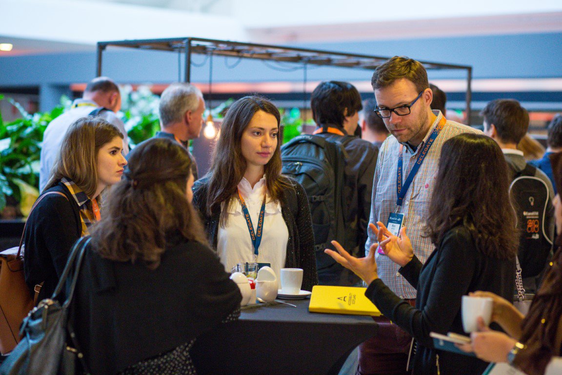 esconfs's tweet image. The massive deal, the team package is back. 5 conference tickets for the price of 3: bit.ly/2QW4l6O #testinggroups #testingteams #testingconferences