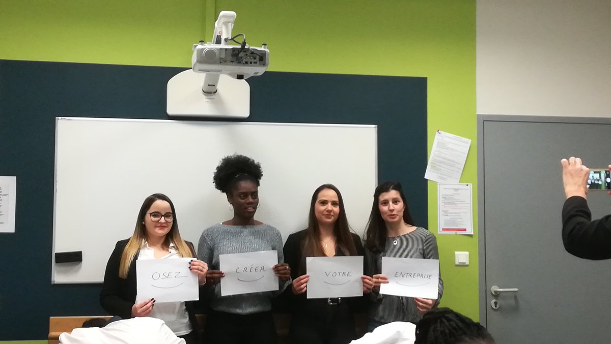 MarineAnsquer's tweet photo. C'est parti pour écouter 6 groupes d'étudiants de l'IMS de Nantes qui ont planché sur leur projet de création d'entreprise https://t.co/gR6ugavsUN
