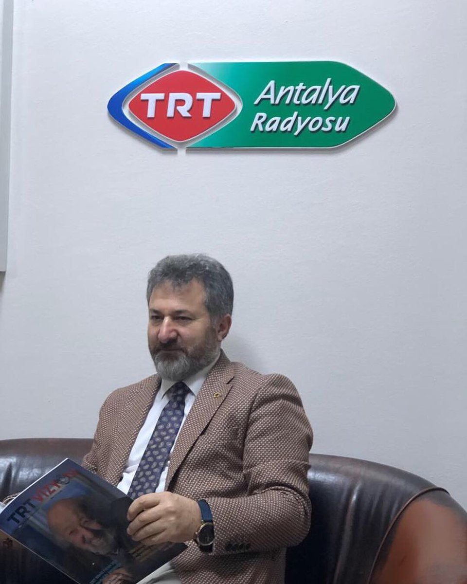AntalyaSayad's tweet photo. Dernek başkanımız sayın Bahattin Bayraktar şuan canlı yayındadır #Saglıcaklakal https://t.co/Hz11MCzGYJ