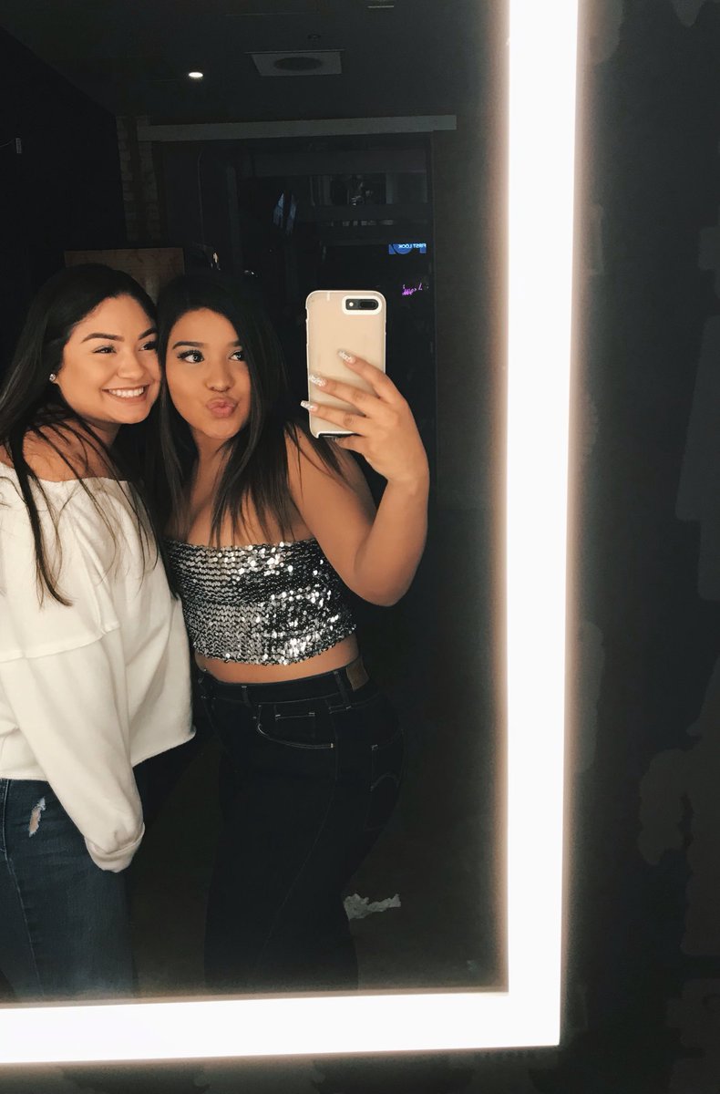 briannapina14's tweet photo. My best friend is 21!!!!😭😍 Cryinng. You’ve been the realest since day 1 and I’m forever thankful for you. Have a fun trip in Vegasss🤪😘 i love you!!!!💗 @senica_cruz #latepostt https://t.co/eRL7hskuAO
