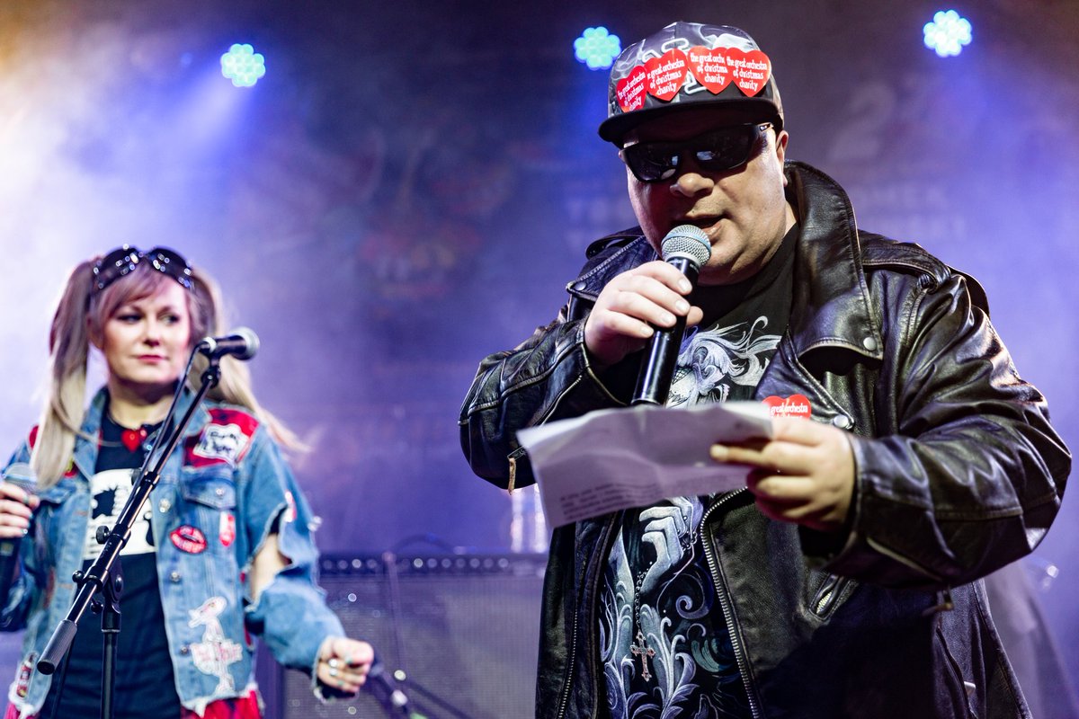 KatCiemiegaArt's tweet image. A summer in hearts in a middle of winter.
Lifting up moods and raising for a good cause during the Great Orchestra of Christmas Charity event at @ScalaLondon last Sat.
@WOSPLondyn @NikaBoon #krzysztofskiba #wosp #gocc #concertphotographer #photographerlondon