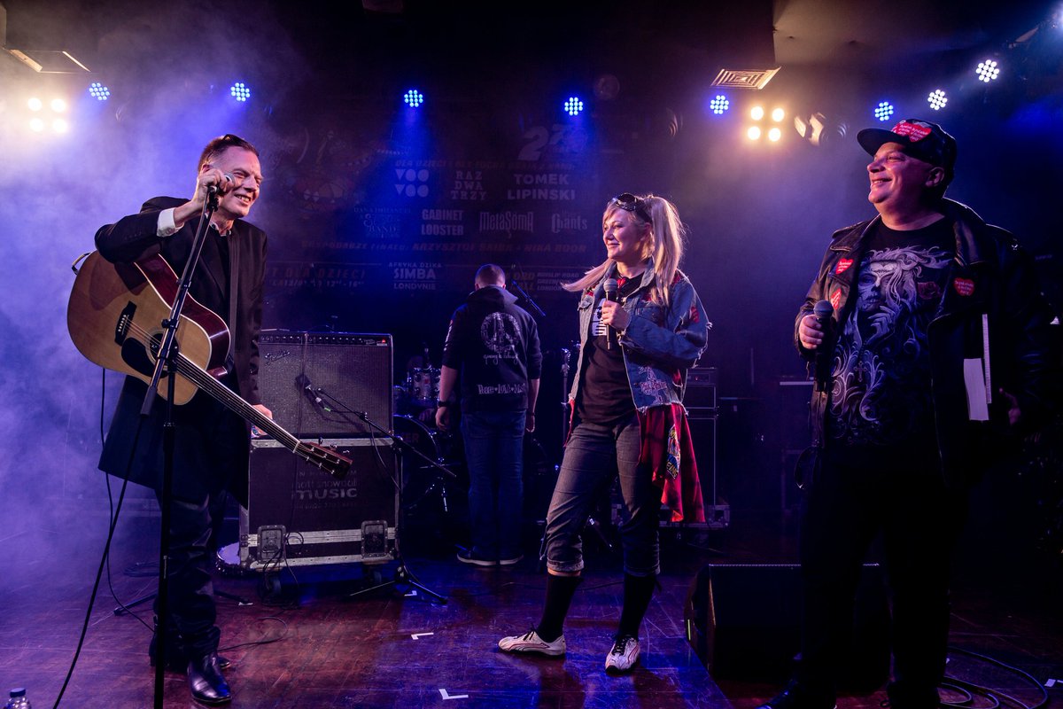 KatCiemiegaArt's tweet image. A summer in hearts in a middle of winter.
Lifting up moods and raising for a good cause during the Great Orchestra of Christmas Charity event at @ScalaLondon last Sat.
@WOSPLondyn @NikaBoon #krzysztofskiba #wosp #gocc #concertphotographer #photographerlondon