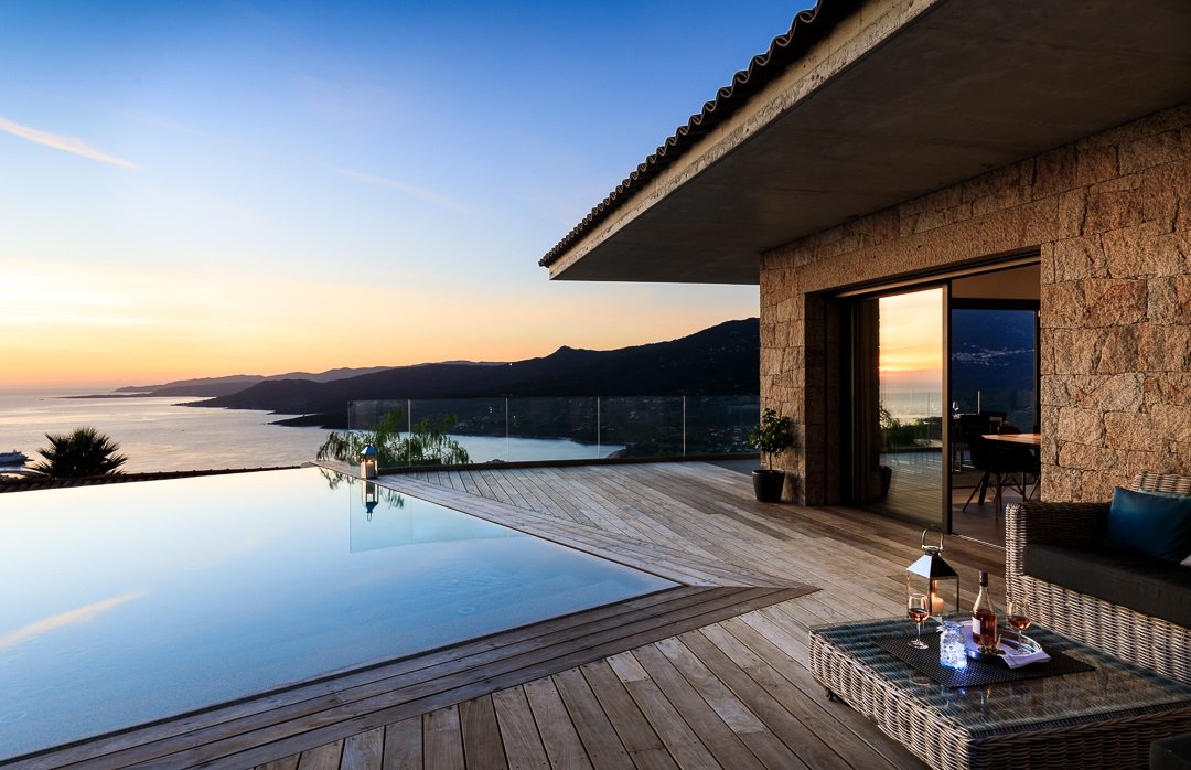 A big welcome to Simpson Travel - the 82nd member of Framlingham College Business Club and the first to join in 2019.  If you need a luxury holiday - look no further!  <a href="/simpsontravel/">Simpson Travel</a>  #icanatfram #ineedabreak