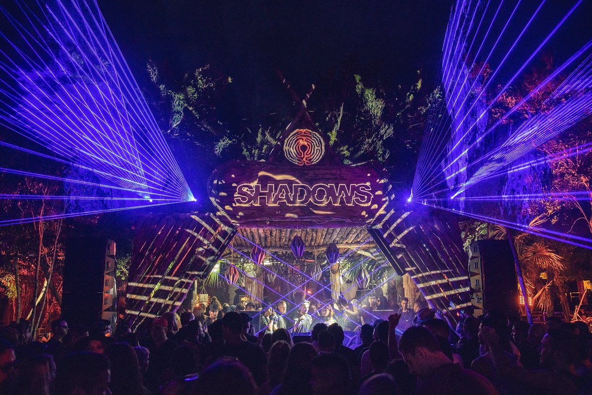 XXWinterBeach's tweet photo. Gran cierre! Mil gracias a todos!
#XXWinterBeach #Sonorous #SoundTulum #FamilyReunion #Tulum 🌴 🥥 https://t.co/kEE5xEGRny