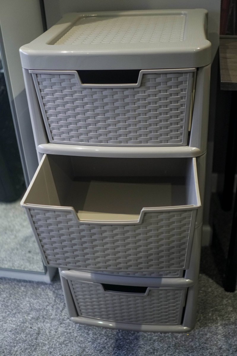 storageboxuk's tweet image. One of our favourites the rattan styled, big tower set of draws! Its uses are endless! With the spacious draws. The design is very elegant so can be used in almost every room in the house! Check out the website for more of these.

plastic-storage-boxes.co.uk

#plasticstorageboxes