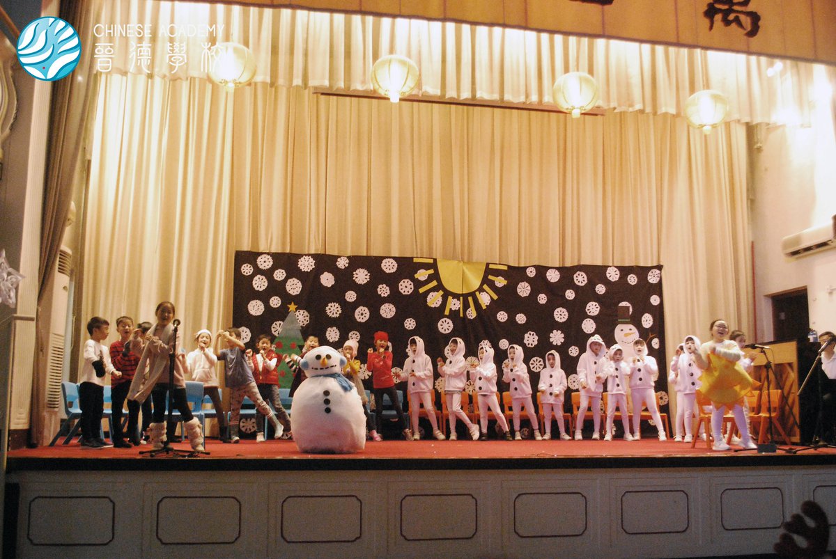 _chineseacademy's tweet photo. Chinese Academy held its first ever winter musical on the 21st of December, 2018. The musical, Snowman At Sunset, used skills that the students learned in Dance, Drama, Music, English and Chinese,  and highlighted the importance of teamwork. https://t.co/lOqGxwdqjZ