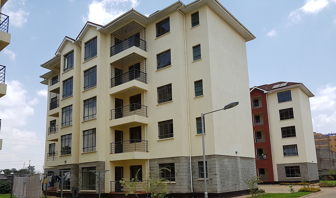 HousesLand's tweet photo. Selling two (80SQM) and three(98SQM) Bedrooms Master Ensuite apartments in #KahawaSukari opposite #KahawaBarracks with Spacious Living room, borehole, nursery and mini mart, pantry and kitchen yard.
Selling price: 2bdrm - cash 6.7M, mortgage 7.2M,
3 bdrms - cash 8.2M
#Affordable https://t.co/962aDQOTyV