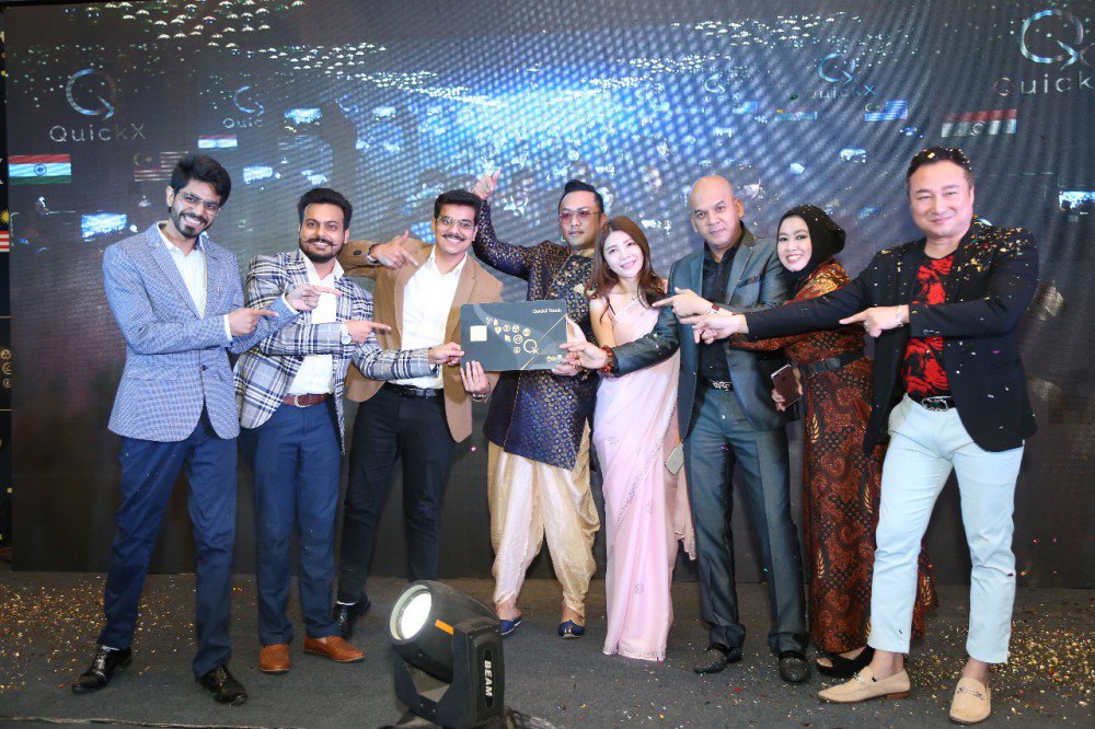 SayeshaNayar's tweet photo. QuickX Hardware Wallet Launching, India
#QuickX #QuickXProtocol #QuickXTokens #blockchain #quickx #quickxprotocol #quickxtokens #bitcoin #crypto #cryptocurrency #cryptoexchange #QuickXDebitcard #quickxwallet #cryptowallet https://t.co/1b3SGyjn98