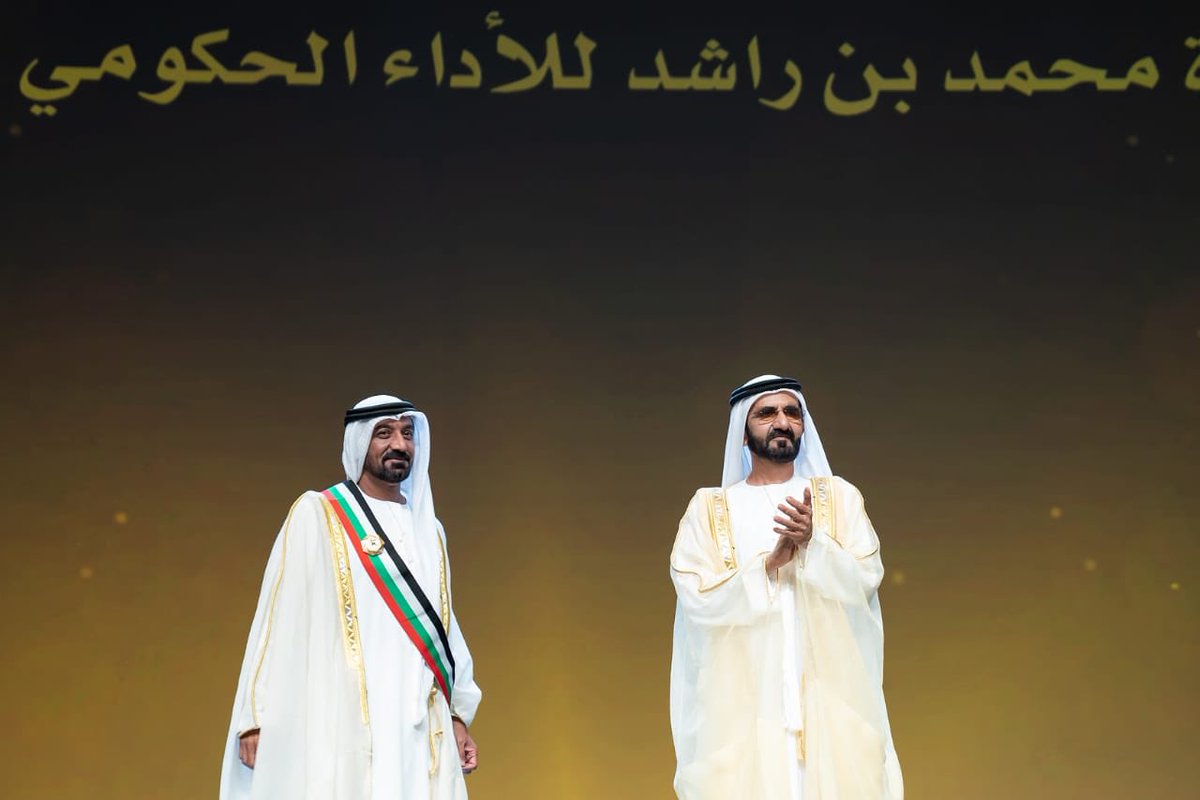 HHShkMohd's tweet photo. كرمنا اليوم الفائزين بجوائز التميز الحكومي.. 10 سنوات من التميز .. وهدفي أن تكون حكومة دولة الإمارات الأفضل في العالم، وأن تحتل كل وزارة وجهة مؤشرات الأداء الأولى في العالم. هذا هو معياري المقبل للتميز، وكل وزير ومسؤول.. مسؤول! https://t.co/wtcRrjAue7