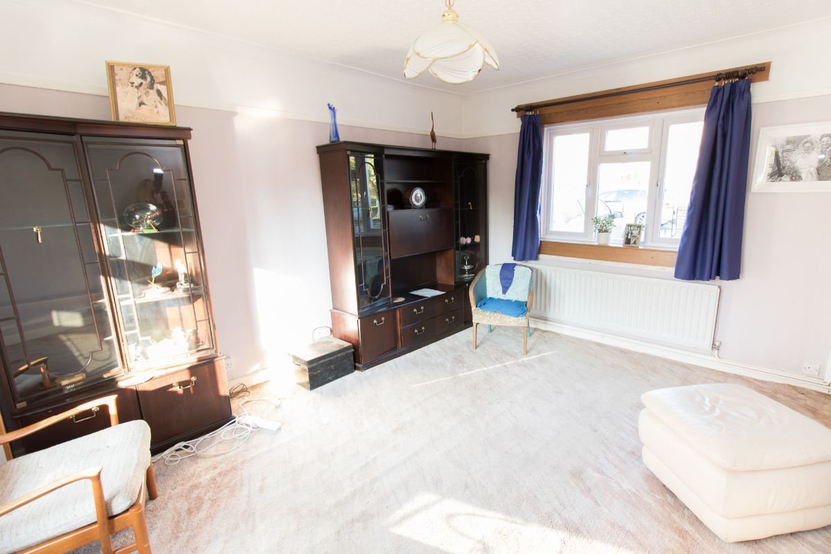 hallwaysprop's tweet photo. Hallways are pleased to bring this #3Bed #SemiDetached #HouseForSale on Johnsons Close, #Carshalton near #Sutton.  

5 Mins walk to station|Cul de sac|Double Glazing|Large rear garden|No Onward Chain|Potential to extend|Detached Garage

Arrange viewing @ https://t.co/VAZI0NT3lF https://t.co/4iid3Qsyca