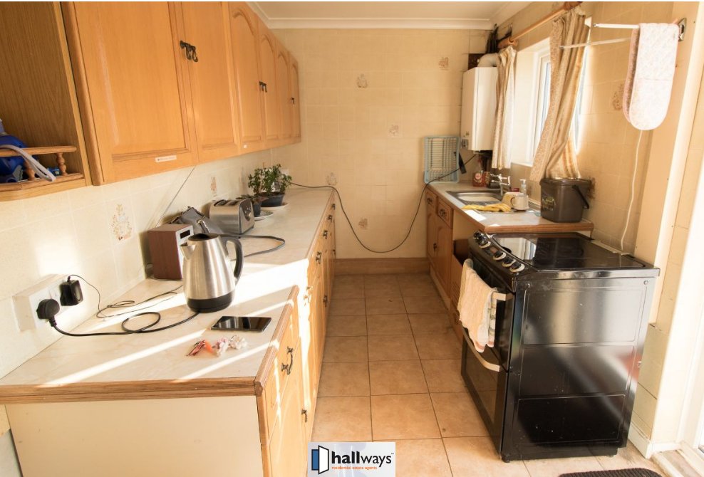 hallwaysprop's tweet photo. Hallways are pleased to bring this #3Bed #SemiDetached #HouseForSale on Johnsons Close, #Carshalton near #Sutton.  

5 Mins walk to station|Cul de sac|Double Glazing|Large rear garden|No Onward Chain|Potential to extend|Detached Garage

Arrange viewing @ https://t.co/VAZI0NT3lF https://t.co/4iid3Qsyca